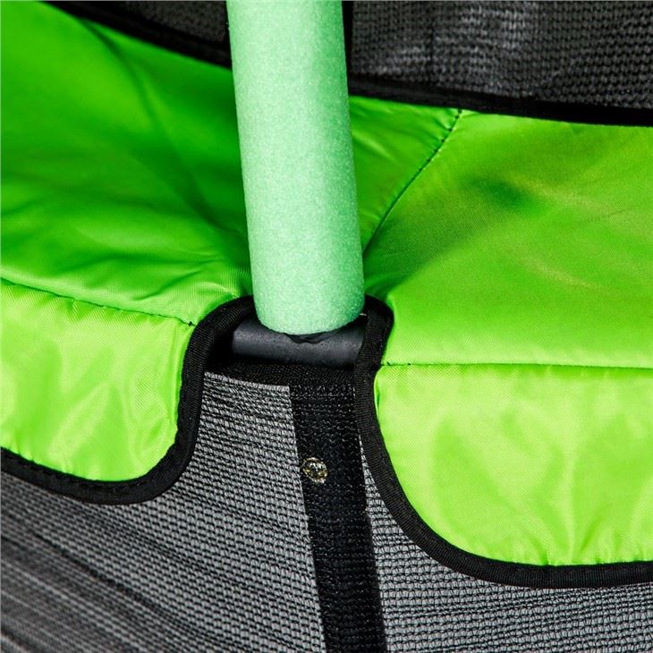 4.5 ft Children's Trampoline And Enclosure